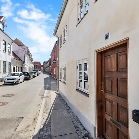 Gaby - 250m From The Sea By Interhome *